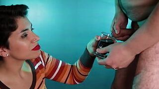 Вафли и кофе! - Кончить на еду - порно видео