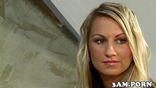 Чешский эскорт делает минет перед скачкой на члене - порно видео