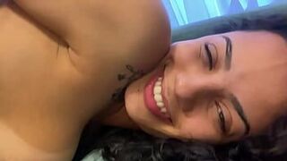 О, моя киска обожает трахать тебя, сука - порно видео